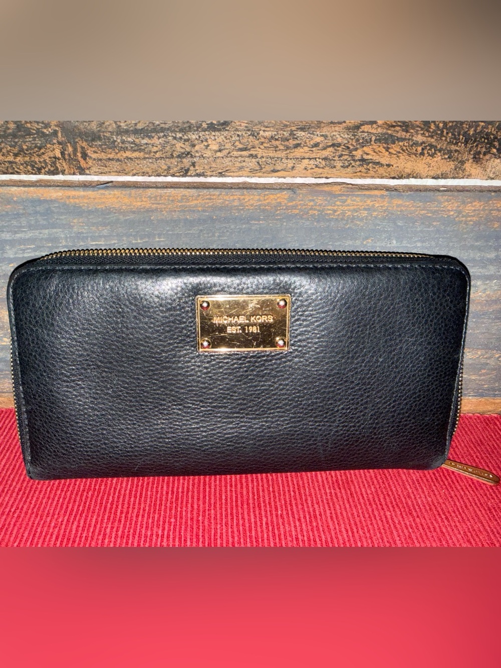 Michael Kors Blk Pebbled Leather Jet Set Travel Continental Wallet w/Gold Plate